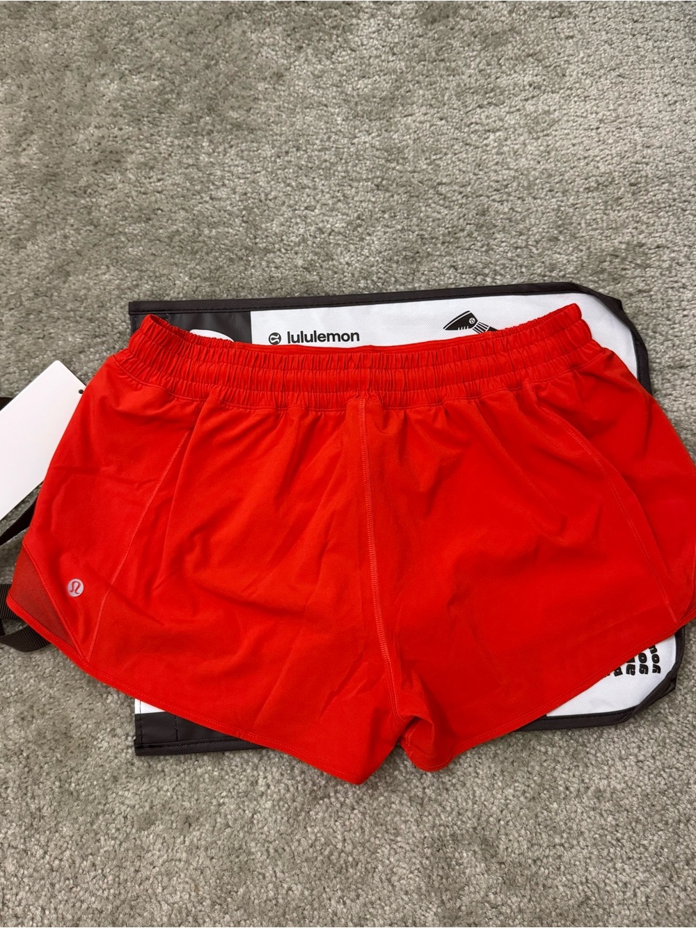 Lululemon Hotty Hot Low-Rise Lined Shorts 2.5” CRYE Size 12 NWT